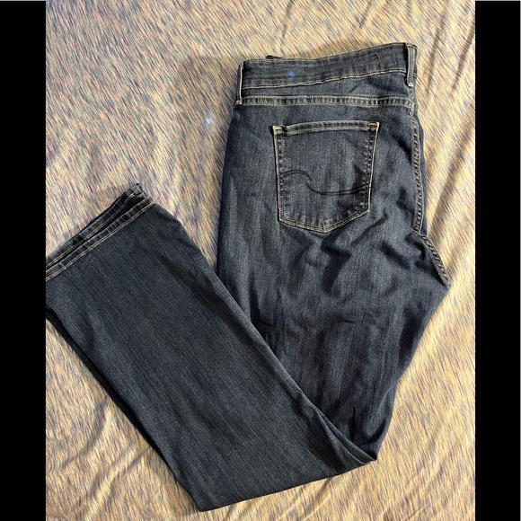 Signature Levi Mid Rise Bootcut Jeans - Picture 1 of 3